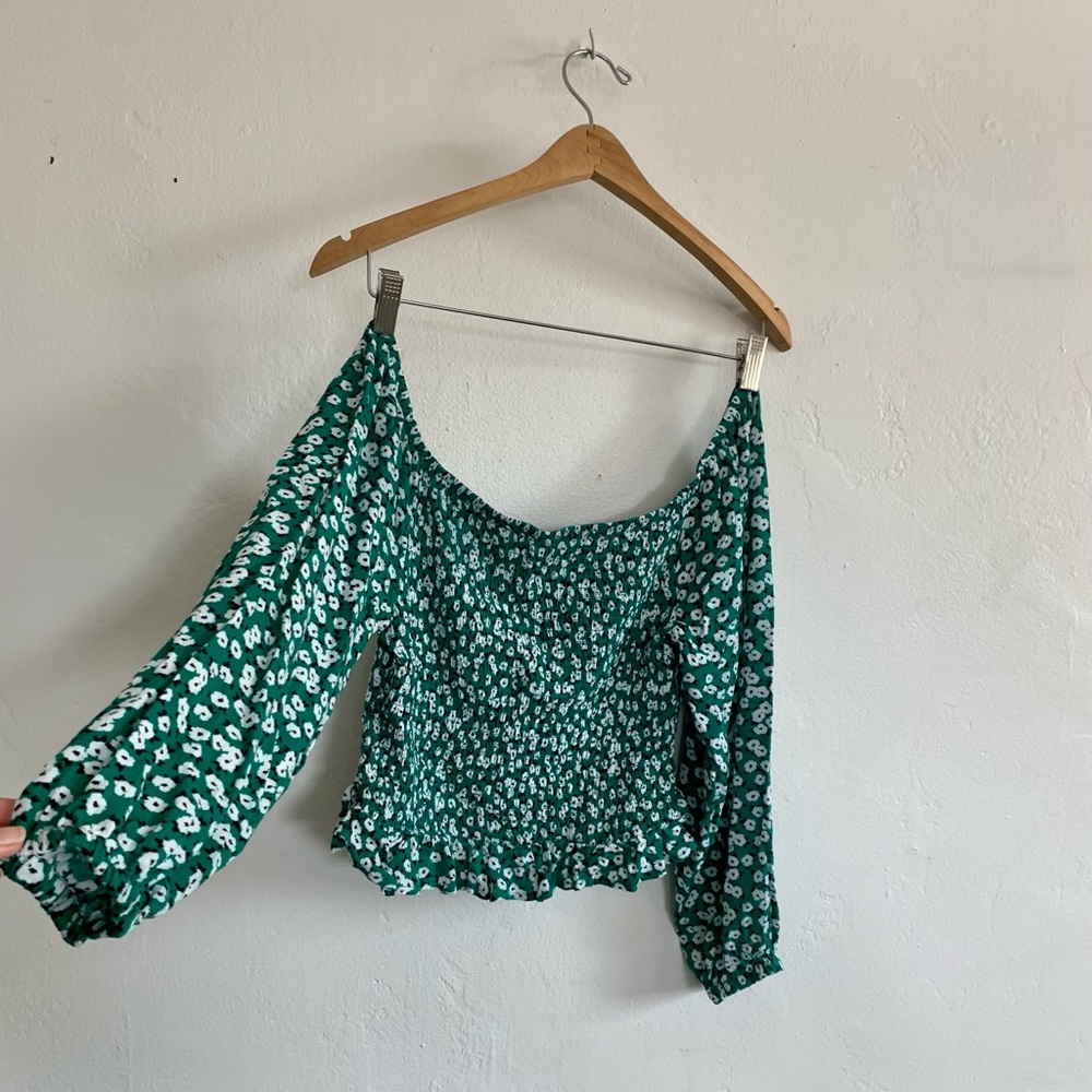 On/Off the Shoulder Ruffle Blouse